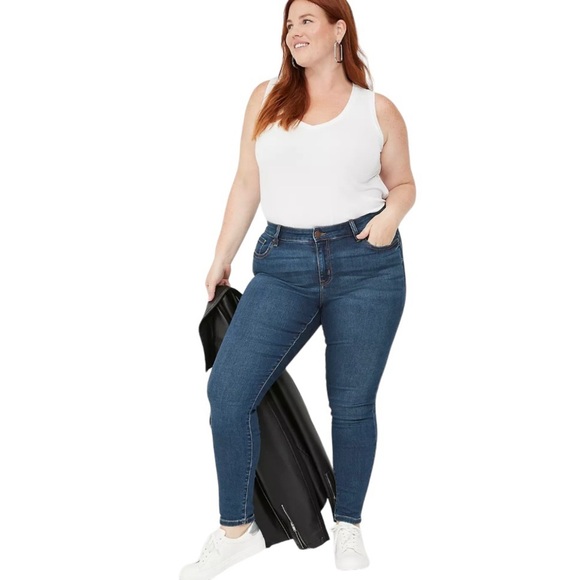 Lane Bryant Signature Skinny Blue Jeans Women’s Plus Size 16S Stretchy Versatile - Picture 1 of 11
